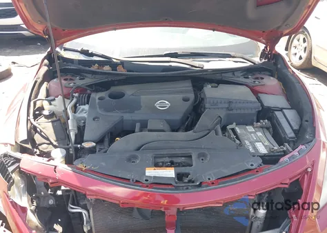 2015 Nissan Altima 2.5 S z USA, uszkodzony, nr VIN 1N4AL3AP3FC573125